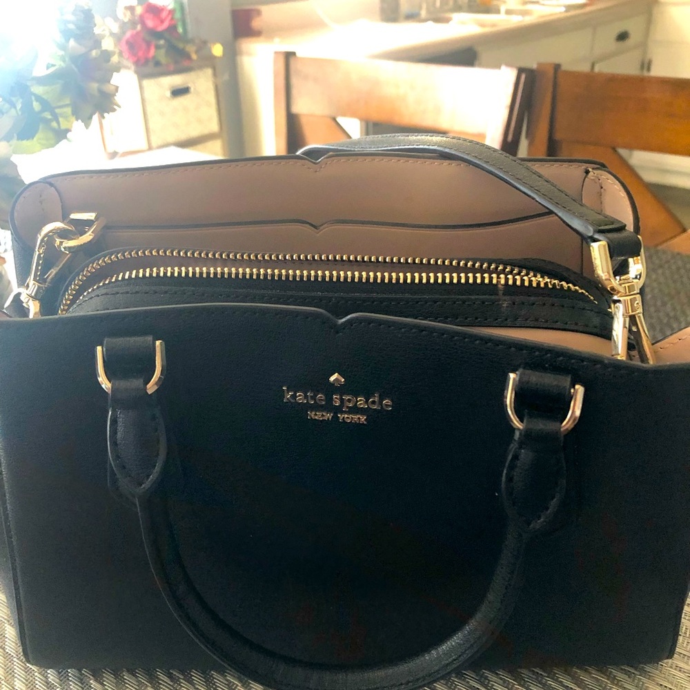 Like new used very little black Kate Spade purse